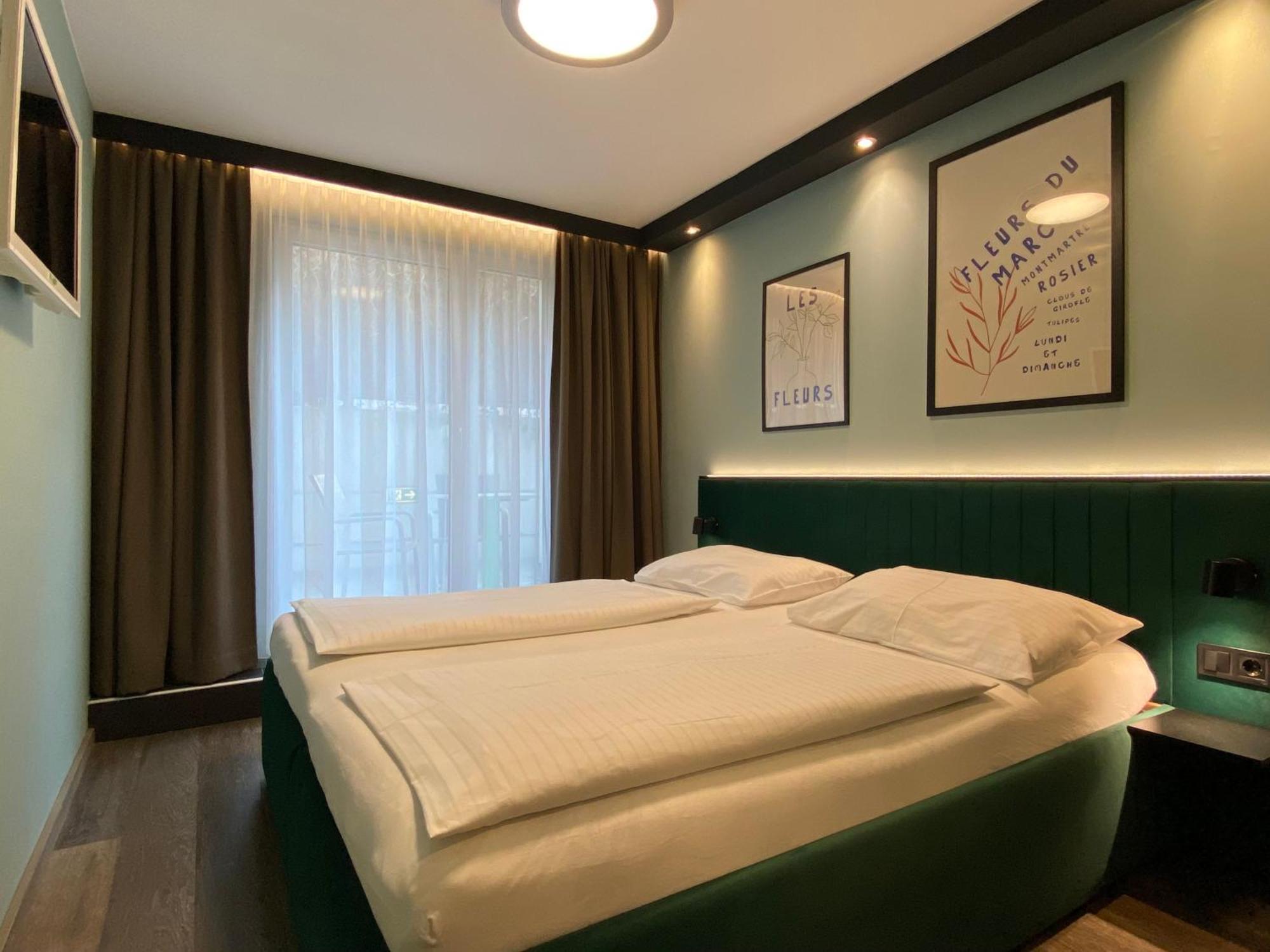 Design & Budget Hotel Wien Schoenbrunn Ngoại thất bức ảnh