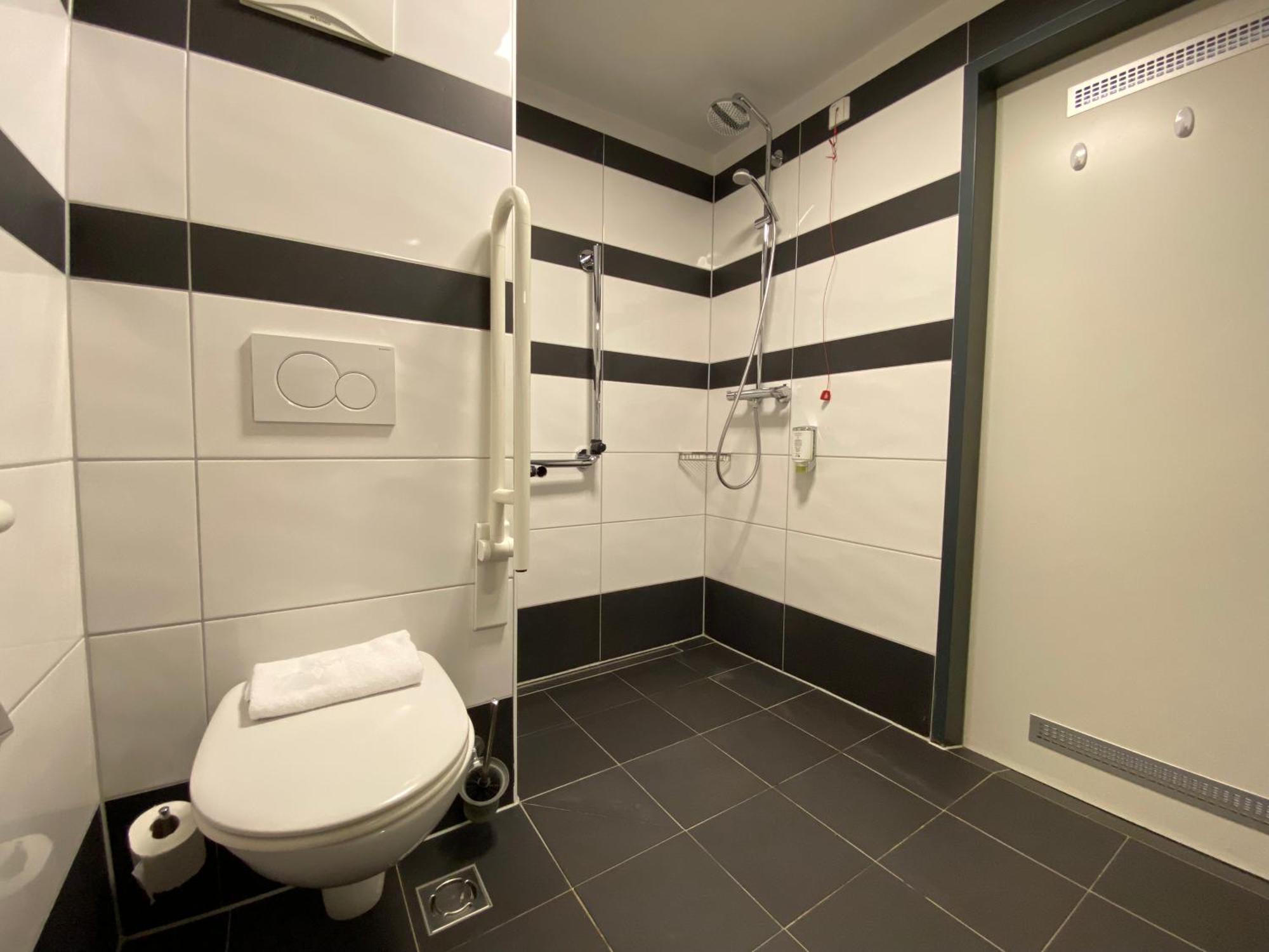 Design & Budget Hotel Wien Schoenbrunn Ngoại thất bức ảnh