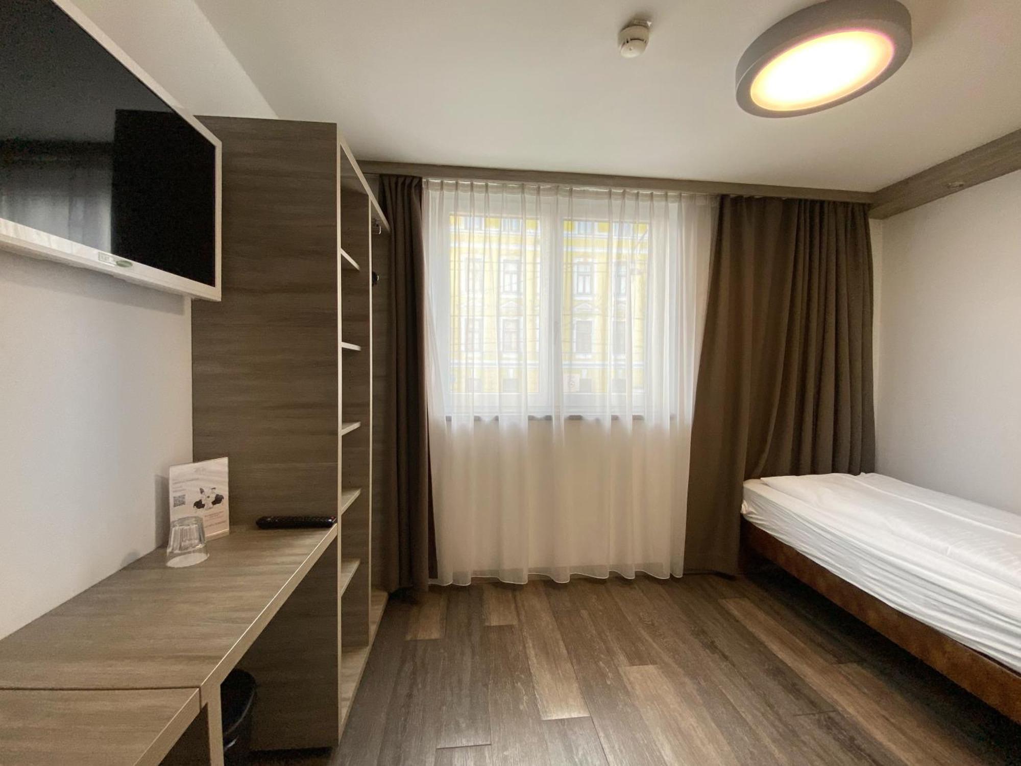 Design & Budget Hotel Wien Schoenbrunn Ngoại thất bức ảnh