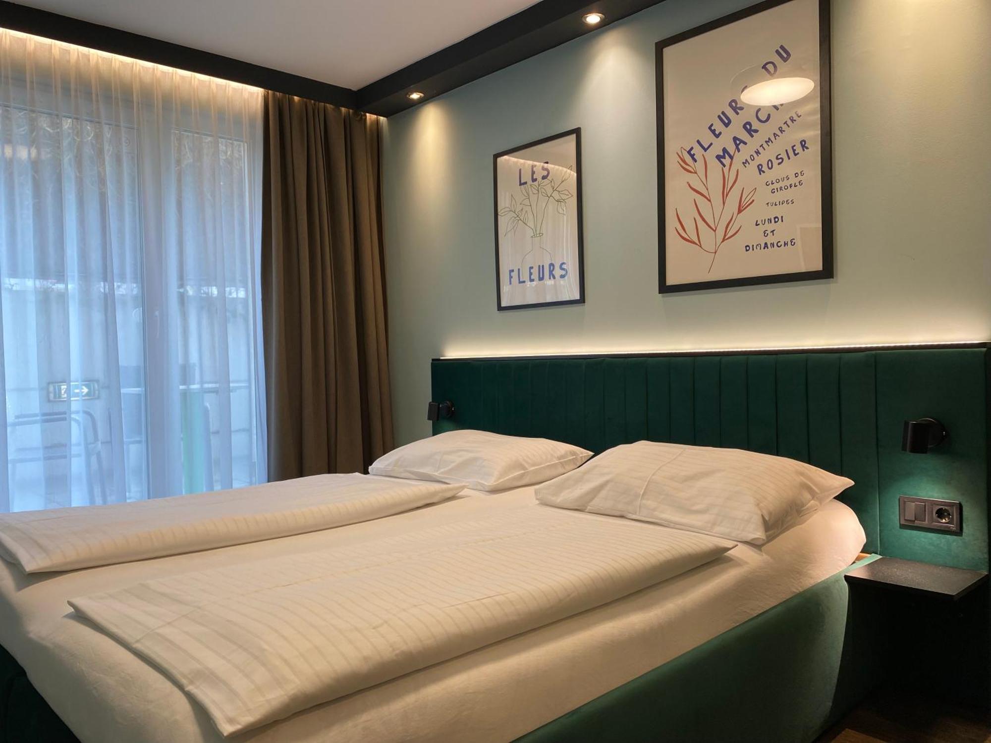 Design & Budget Hotel Wien Schoenbrunn Ngoại thất bức ảnh